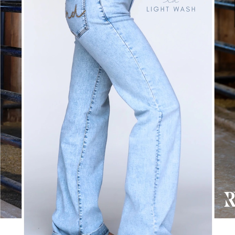 Chic Light Blue Flare Jeans NWT Ranch Dress’n